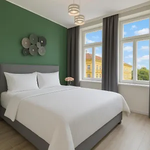 hotellátogatás